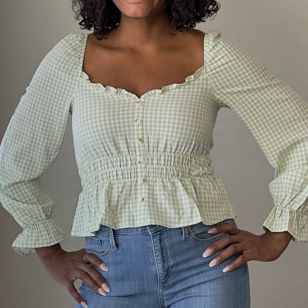 Vici top long sleeve green gingham